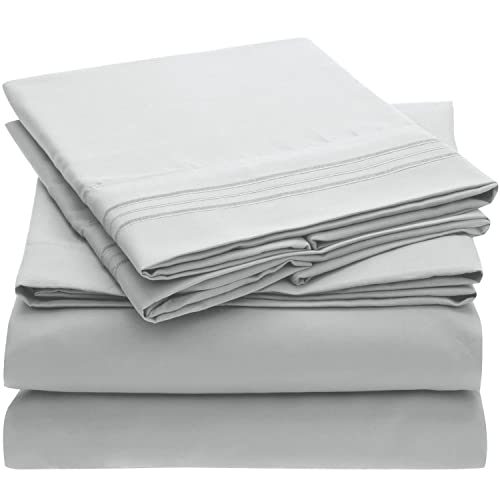 Mellanni King Size Sheet Set - Hotel Luxury 1800 Bedding Sheets & Pillowcases - Extra Soft Cooling Bed Sheets - Deep Pocket up to 16" Mattress - Wrinkle, Fade, Stain Resistant - 4 Piece (King, White)