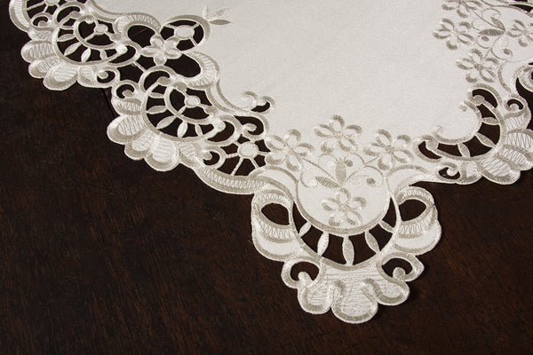 XD17106 Scalloped Lace Placemats,13"x19", Set of 4