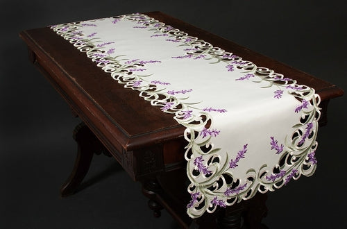 XD17107 Lavender Lace Table Runner