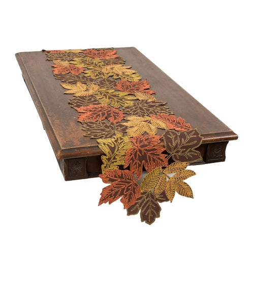 XD18805 Autumn Leaves Table Runner