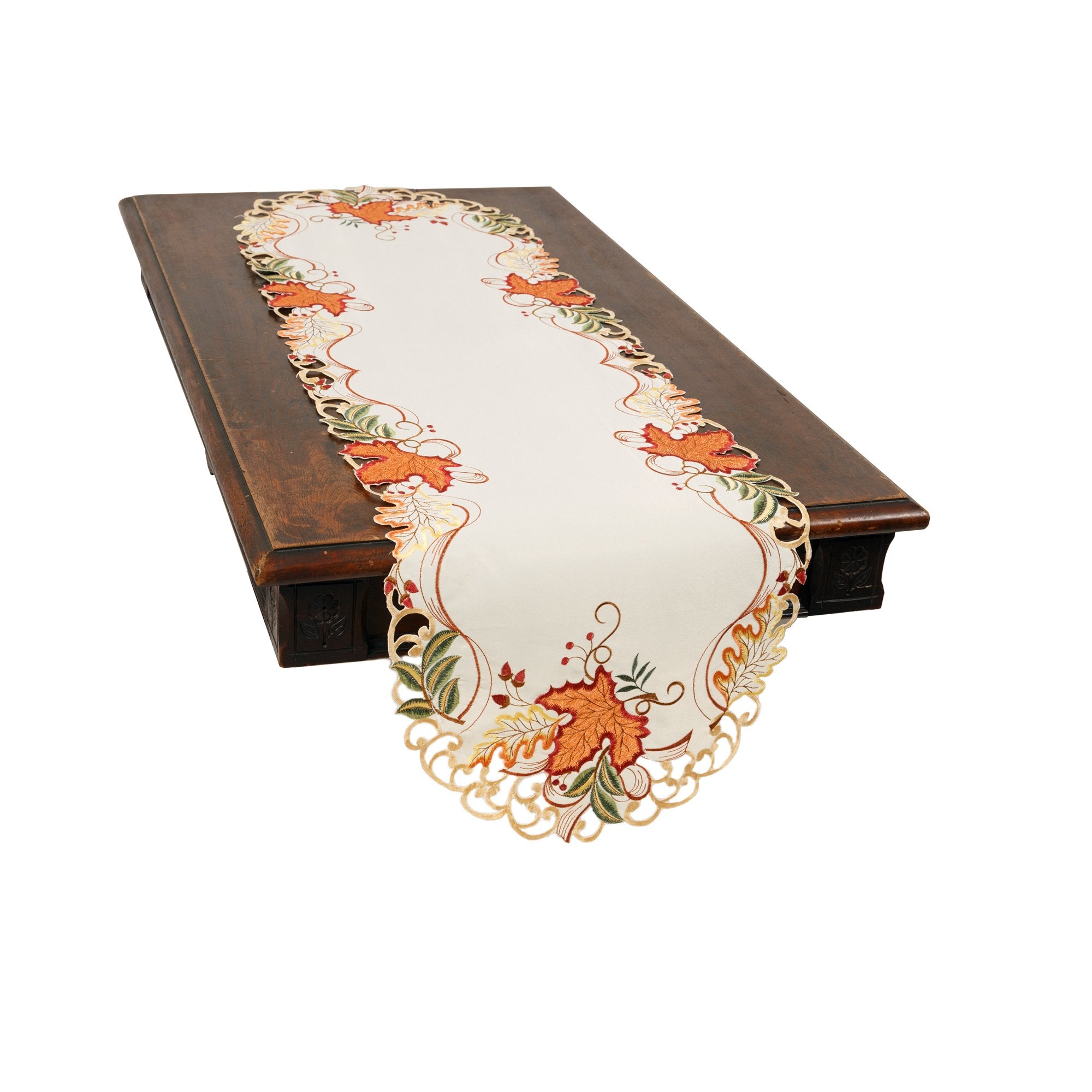 XD18808 Falling Leaves Table Runner