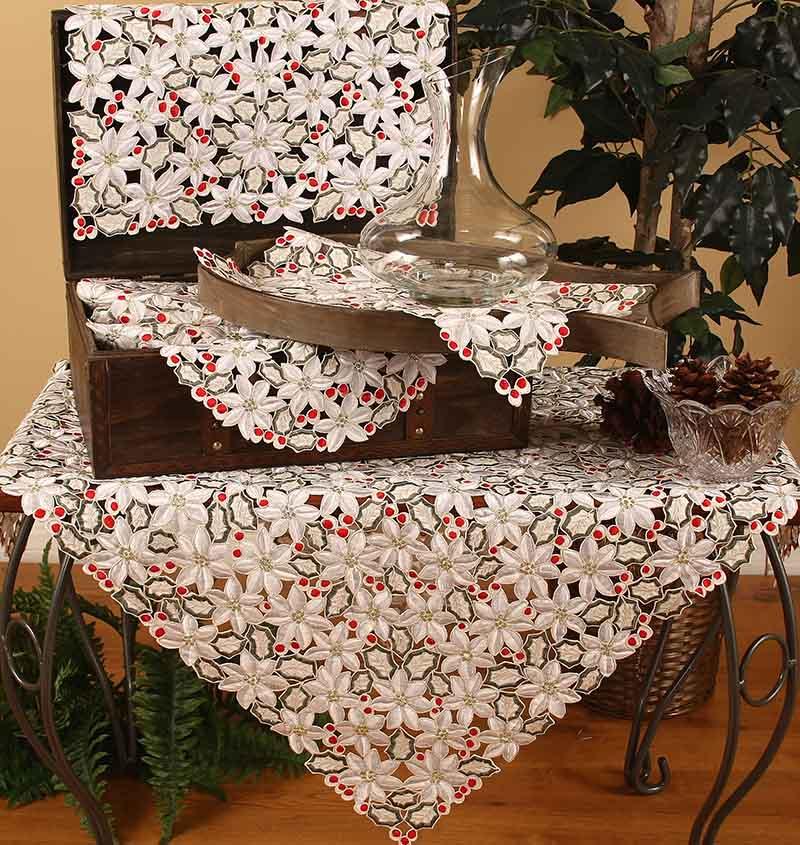 XD995025 Christmas Poinsettia Collection